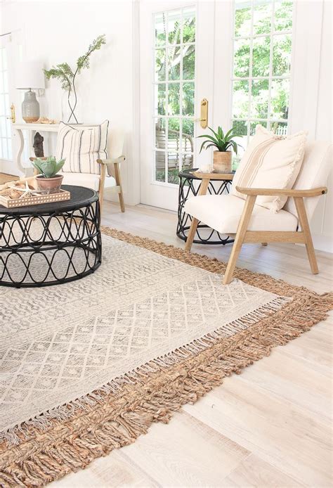 Tips To Layering Neutral Rugs Beach Cottage Living Room Update Artofit