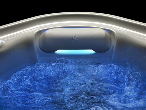 Discover The Benefits Of Salt Water Hot Tubs