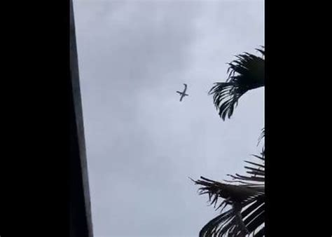 Veja vídeo do momento em que avião caiu em Vinhedo hoje 9 Últimas