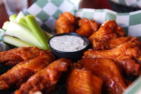 Follow New Buffalo Wing Trail For A Dozen Of Western New Yorks Tastiest Chicken Wings