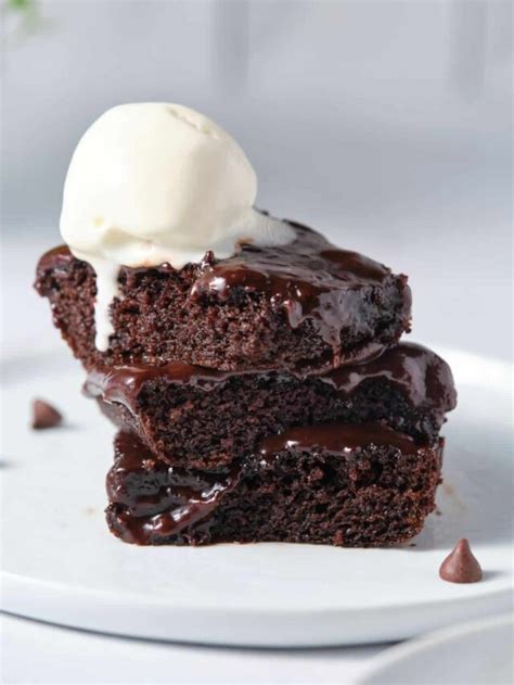 Moist Chocolate Fudge Cake Amycakes Bakes