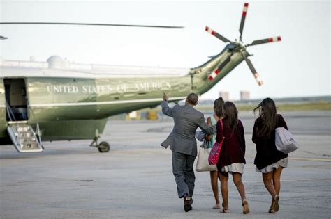 Its A Dad Daughter Weekend In Nyc For The Obamas Oneida Dispatch