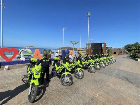 10 motocicletas recibe la policía para reforzar seguridad en Santa Marta