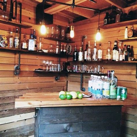 Pub Shed Bar Ideas for Men to Create Your Perfect Retreat