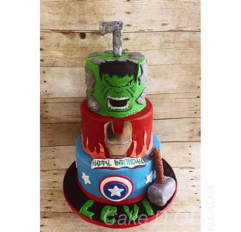 Avengers Birthday Decorated Cake By Jaclyn Dinko Cakesdecor