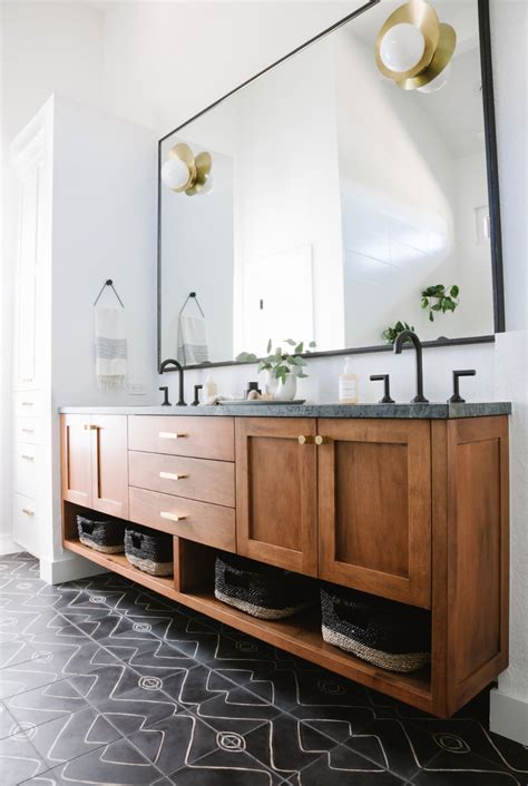 Mid Century Modern Bathroom Storage – Everything Bathroom