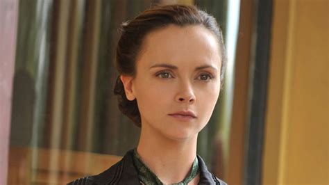 Christina Ricci - Lizzie Borden Took An Ax Cast | Lifetime