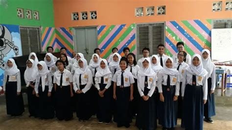 Siswa Smpn 5 Yogyakarta Akan Berikan Oleh Oleh Teh Dan Kacang Ke