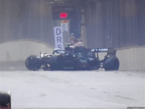 Lance Stroll Crashes Out Of F Azerbaijan Grand Prix Photo Video