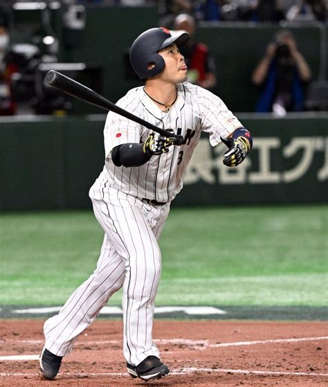 【侍ジャパン】「必死です」近藤健介がwbc1号、大谷翔平の出迎えに満面の笑み：「おっ！」でつながる地元密着のスポーツ応援メディア 西スポweb