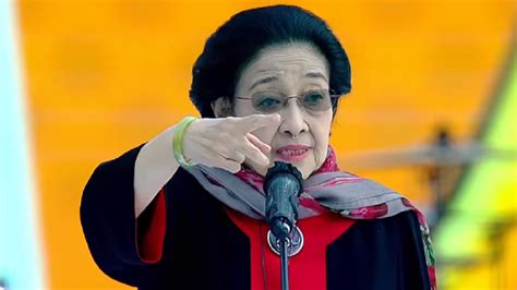 Soal Pertemuan Megawati Dan Prabowo Hasto Pdip Tunggu Sidang Sengketa