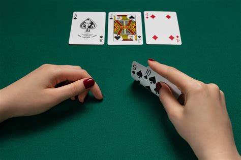 How to Play Texas Hold’em | Poker Rules - Upswing Poker