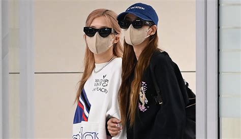 Bl Ckpi K Global Fanbase On Twitter Ros And Lisa Safely Arrived In