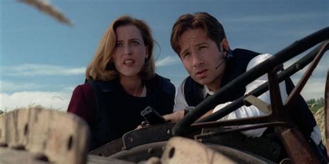 The X Files Scariest Episodes Foreshadowed Scully Mulder S Baby Arc