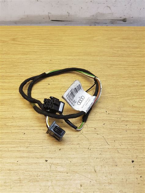 Audi A6 C5 Allroad 99 05 Driver Right Side Front Door Wiring Loom