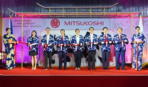 MITSUKOSHI BGC Celebrates its Grand Opening with a Traditional Seasons ...