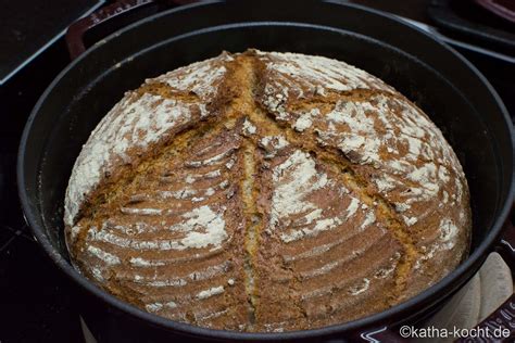 Emmerbrot Mit Sauerteig Aus Dem Topf Katha Kocht