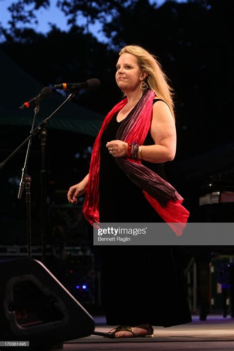 Mary Chapin Carpenter S Feet I Piedi Di Mary Chapin Carpenter