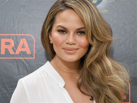 Chrissy Teigen Net Worth 2023 Career Income Bio Nba Salary