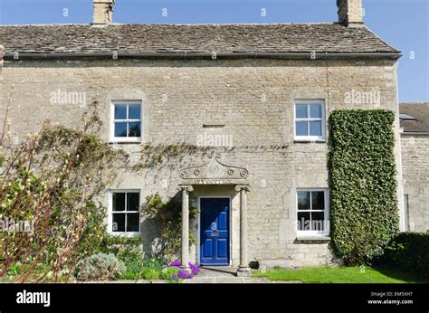 Ivy Stone Hi Res Stock Photography And Images Alamy