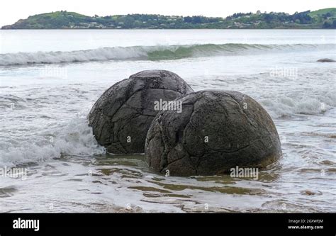 The Moeraki Boulders At Koekohe Beach In New Zealand Stock Photo Alamy