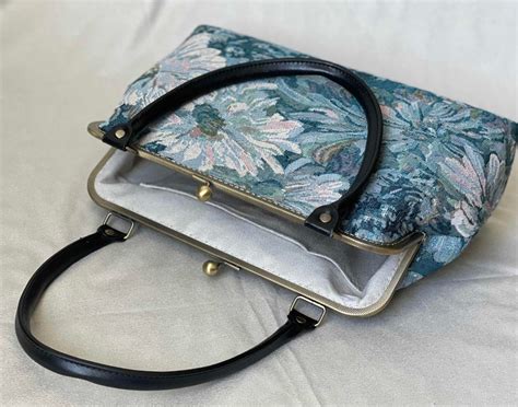 Large Purse Birthday Gift Shoulder Bag Kiss Lock Purse Etsy