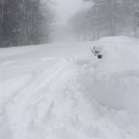 Buried Southern Nh Hit With 18 22 Inches Of Snow Salem Nh Patch