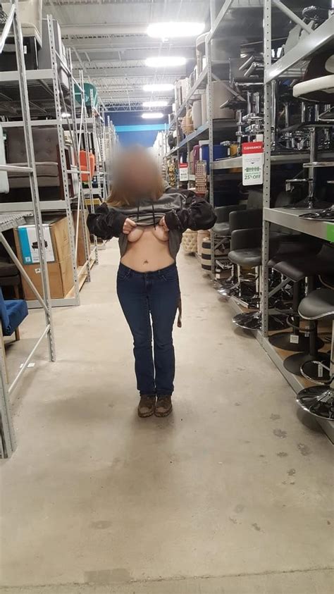 Showing My Tits In Public 5 Nude Pics XHamster