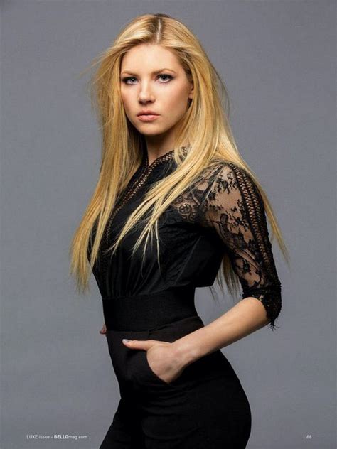 Women We Love Katheryn Winnick 28 Photos Suburban Men