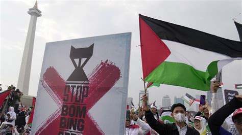 Ratusan Ribu Orang Hadiri Aksi Bela Palestina Di Monas Vlix Id