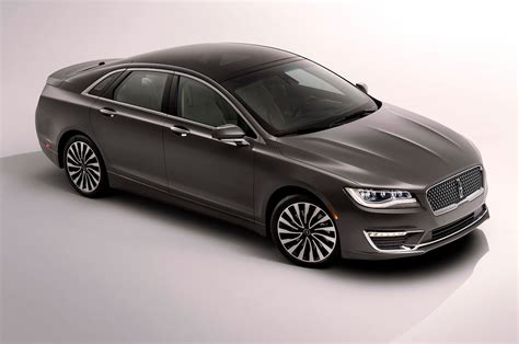 2017 Lincoln Mkz First Look Review Motor Trend