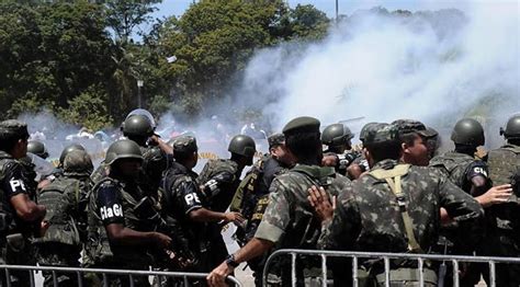 Movimento Ordem Vigilia Contra Corrupção Greve da PM BA vira alerta no