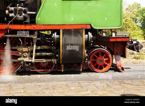 Steam train side view hi-res stock photography and images - Alamy