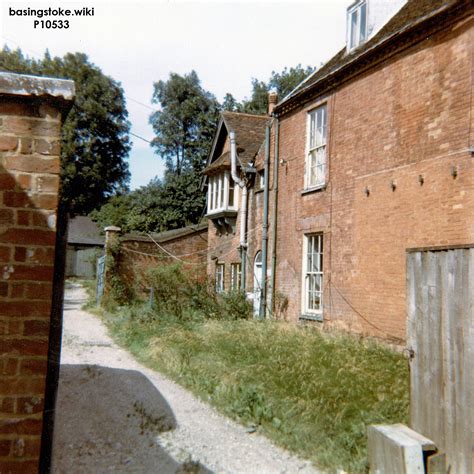 basingstoke.wiki - 1960s Photos Project - May 67 - Houses (Outside)