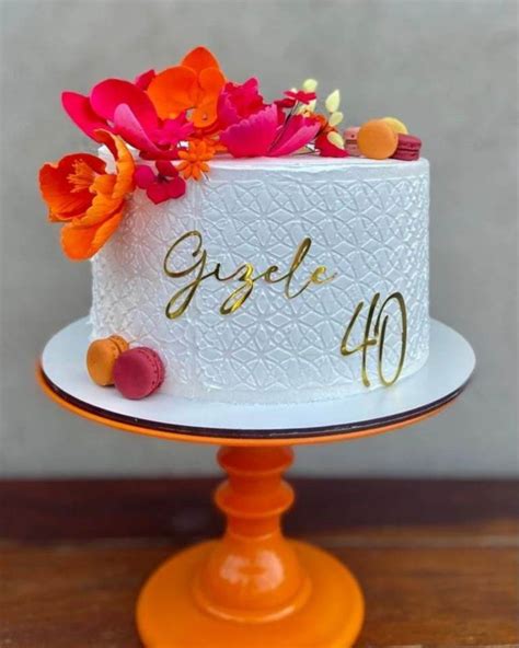 Bolo 41 Anos Feminino - Bolo 40 anos feminino: 50 modelos para celebrar a vida - Artesanato ...