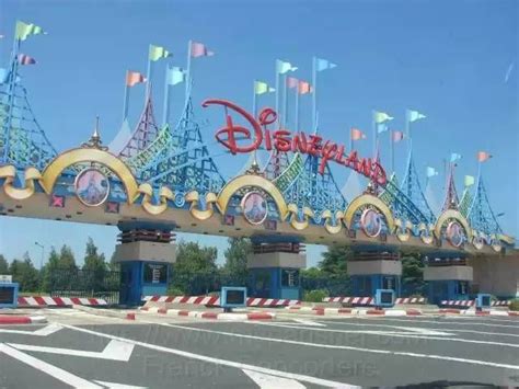 全球著名主题公园的大门案例全收集 迪士尼乐园大门专辑 Disneyland paris Disney paris Disneyland