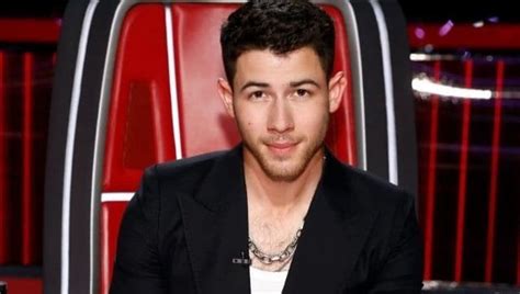 Been Better But Doing All Right Nick Jonas Reveals He S Cracked A