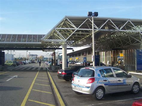 Parking Aeroport Geneve Votre Guide Ultime N Parking A Roport