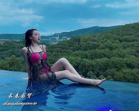 Cuộc sống của hot girl nóng bỏng sau năm ngồi tù vì cá độ bán dâm giờ ra sao