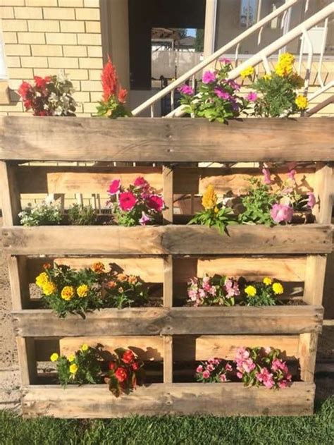 Best Ideas For Reusing Wooden Pallets In The Garden My Desired