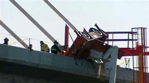 Fatal Crane Accident Due To Overloading Inexperience Report CBC News