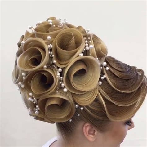 Outrageous Avant Garde Wedding Hairstyles Long Curly Haircuts 2019