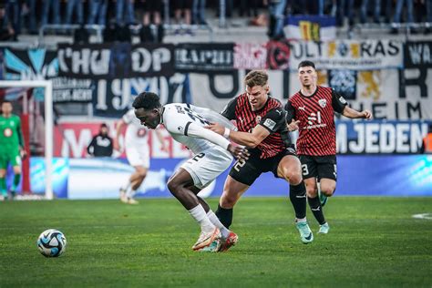 In Der Nachspielzeit Eiskalt Erwischt Sv Waldhof Spielt In