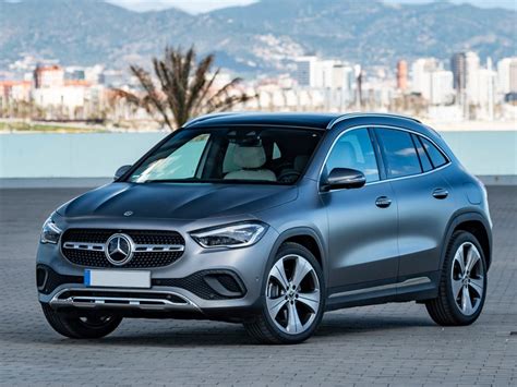 Noleggio Nuovo Mercedes Gla Amica Rent