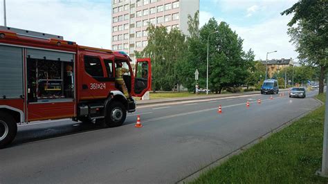 W centrum Tarnowa przewrócił się kierowca skutera Były utrudnienia