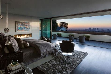 A Luxurious Contemporary Home Goes For Sale In Bel Air Luxurious