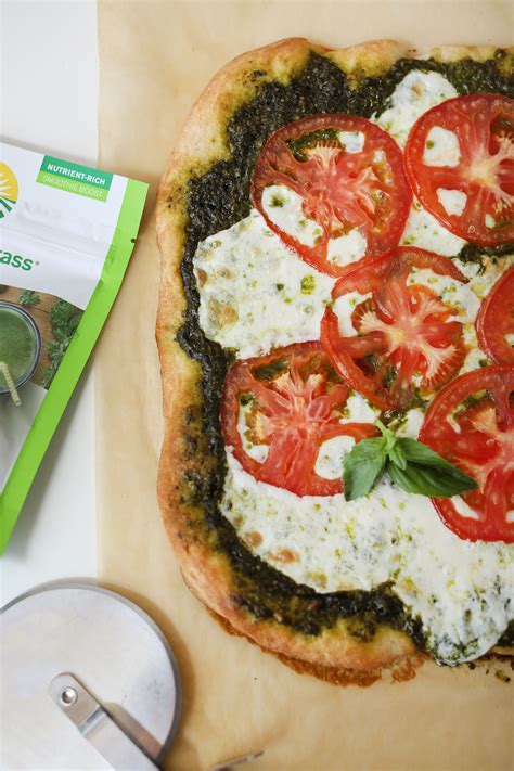 Kale Powered Pesto Pizza Amazing Grass Amazing Grass Recipes Recipes Pesto Pizza