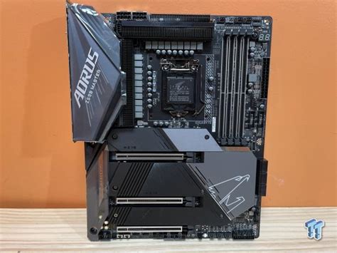 GIGABYTE Z590 AORUS Master Motherboard Review