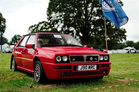 A Rally Legend From Italy The Lancia Delta HF Integrale Dyler