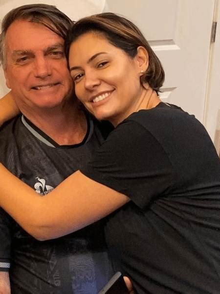 Michelle Bolsonaro Retorna Ao Brasil Para Assumir Presidência Do Pl Mulher